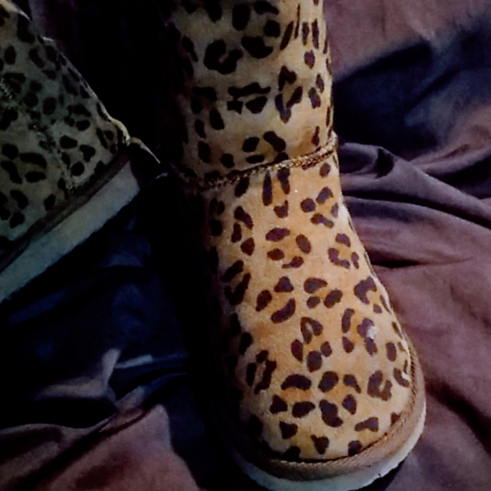 Soda Cheetah Print Tall Pull-On Boots Size 6/7 - image 6
